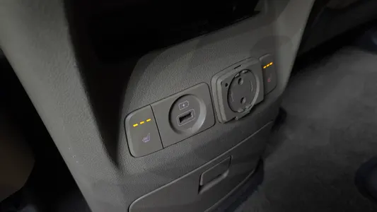 Kia 카니발 9 2015 17