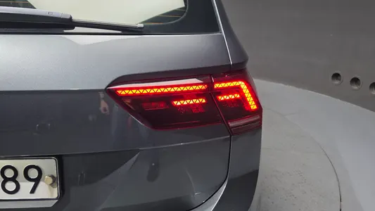 Volkswagen 2 2.0 TDI 2020 23