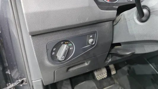 Volkswagen 2 2.0 TDI 2020 28