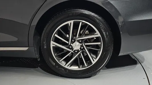 Hyundai IG 2.5 2022 22