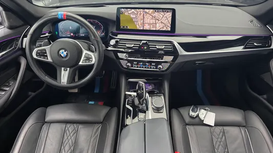 BMW 5 Series (G30) 530i M 2022 7