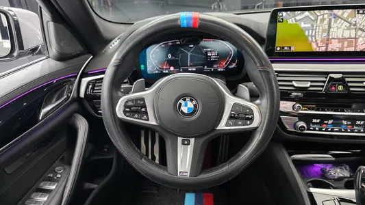 BMW 5 Series (G30) 530i M 2022 13
