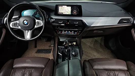 BMW 5 Series (G30) 520d M 2019 7