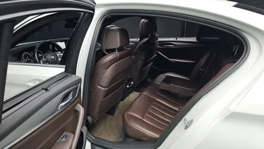 BMW 5 Series (G30) 520d M 2019 12