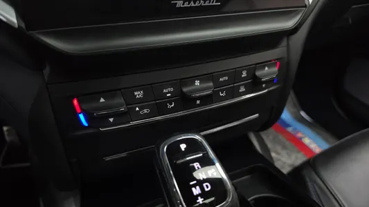 Maserati 기블리 2.0 GT 2022 31