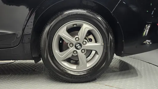 Hyundai AD 1.6 GDI 2015 22