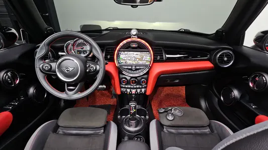 MINI S Convertible JCW 2020 7