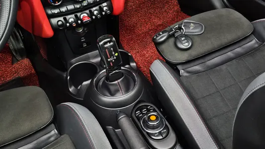 MINI S Convertible JCW 2020 9