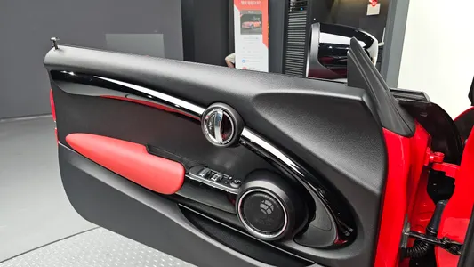 MINI S Convertible JCW 2020 24