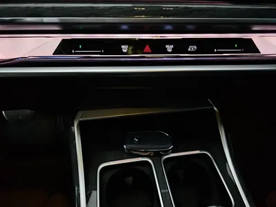 BMW 7 Series (G70) 750e xDrive M 2023 16