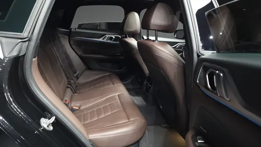 BMW i4 eDrive40 M 2022 12