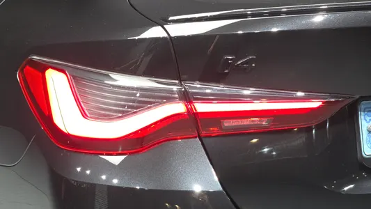 BMW i4 eDrive40 M 2022 23