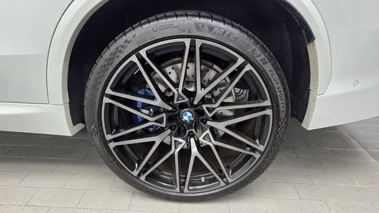 BMW X5M (G05) 4.4 2024 21