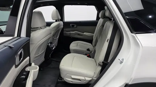 Kia 4 HEV 1.6 2WD 2025 26