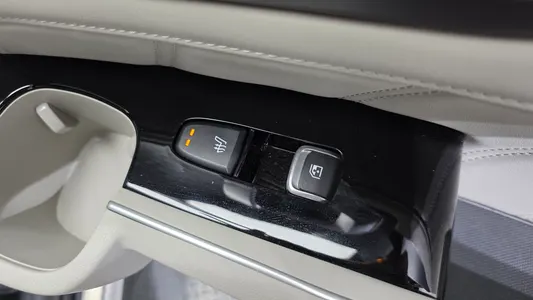 Kia 4 HEV 1.6 2WD 2025 34