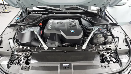 BMW 5 Series (G60) 520i M 2026 6