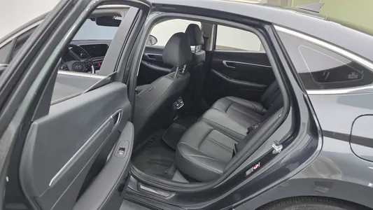 Hyundai (DN8) 2.0 LPG() 2022 11