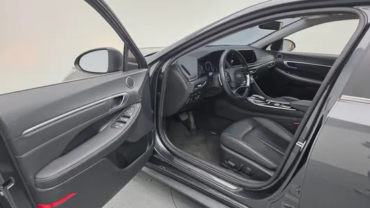 Hyundai (DN8) 2.0 LPG() 2022 10
