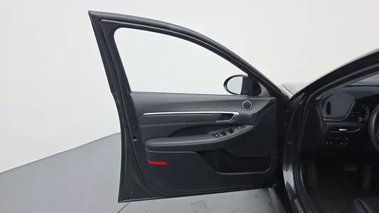 Hyundai (DN8) 2.0 LPG() 2022 24