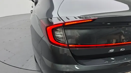 Hyundai (DN8) 2.0 LPG() 2022 23