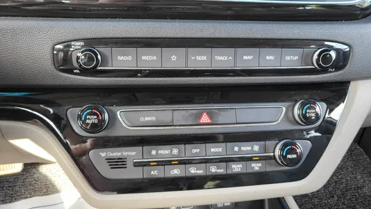 Kia 카니발 9 2019 11