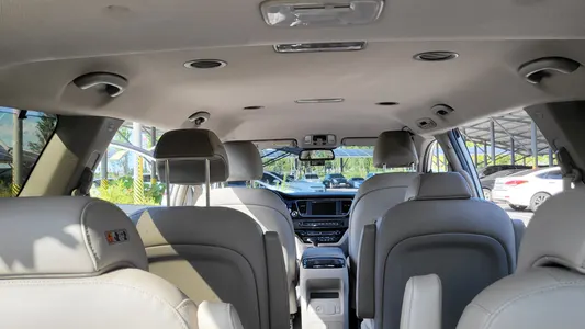 Kia 카니발 9 2019 18