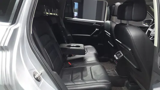 Volkswagen 2 2.0 TDI 2020 11