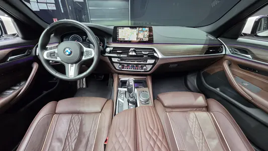 BMW 5 Series (G30) 530i M 2019 7