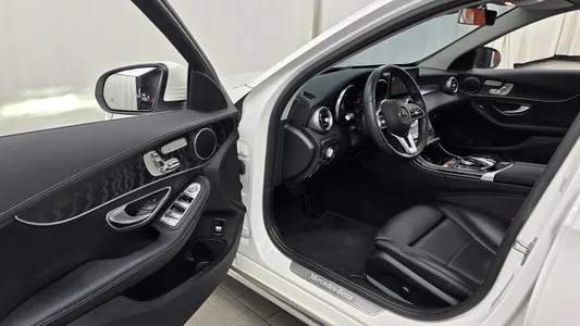 Mercedes-Benz C-Class W205 C220 d 4MATIC 2019 10