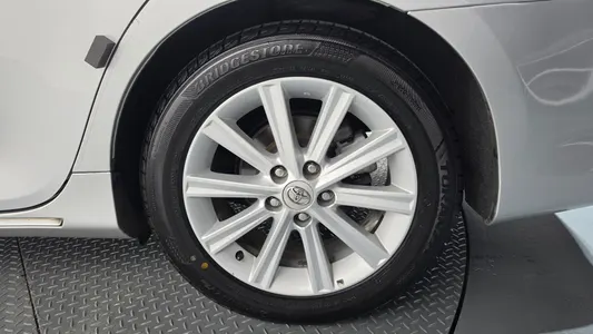 Toyota 캠리 XLE 2012 21