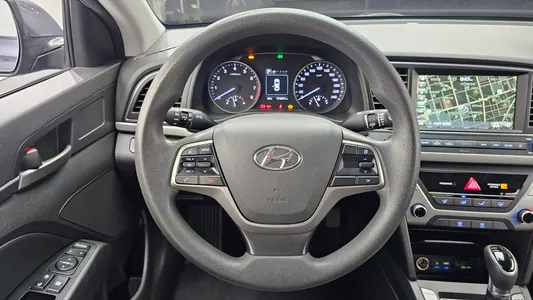 Hyundai AD 1.6 GDI 2017 13