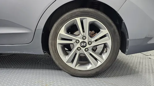 Hyundai AD 1.6 GDI 2017 21