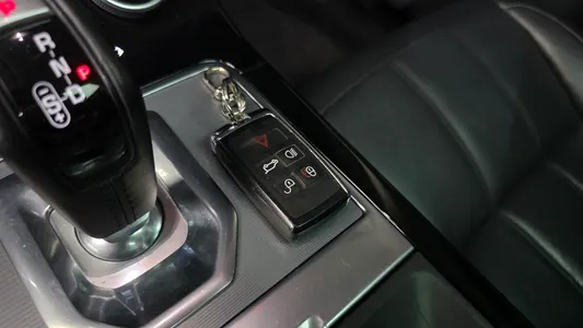 Land Rover 2 D150 S 2020 16