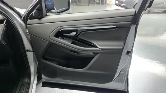 Land Rover 2 D150 S 2020 25