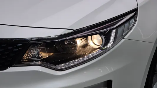Kia K5 2 2.0 MX 2015 22