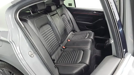 Volkswagen GT(B8) 2.0 TDI 4 2022 11