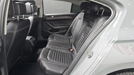 Volkswagen GT(B8) 2.0 TDI 4 2022 12