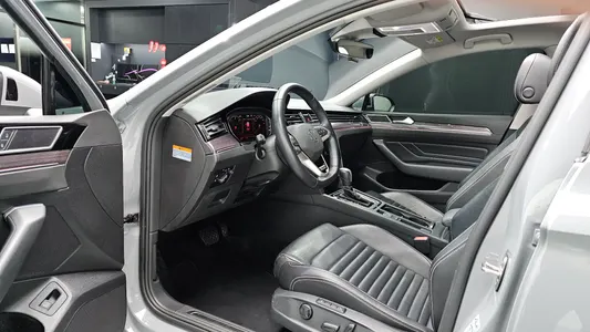 Volkswagen GT(B8) 2.0 TDI 4 2022 10