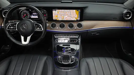 Mercedes-Benz E-Class W213 E220d 4MATIC 2020 6