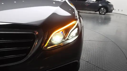 Mercedes-Benz E-Class W213 E220d 4MATIC 2020 22