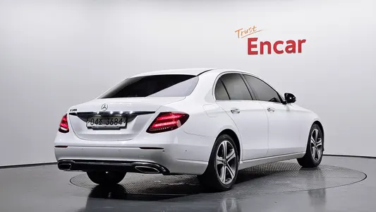 Mercedes-Benz E-Class W213 E300 2018