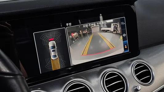 Mercedes-Benz E-Class W213 E300 2018 14