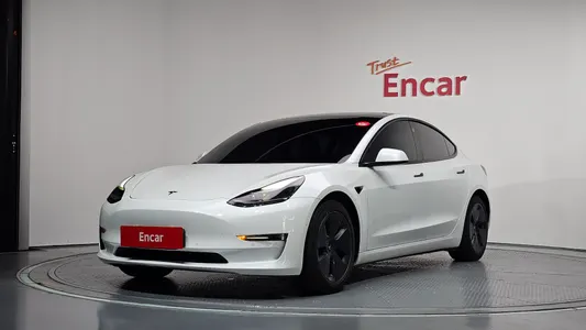 Tesla 3 AWD 2021