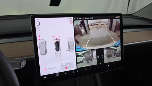 Tesla 3 AWD 2021 15