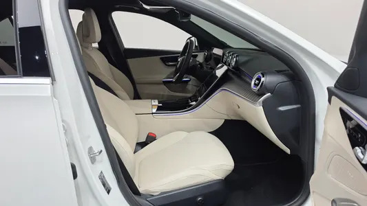 Mercedes-Benz C-Class W206 C300 4MATIC 2025 26