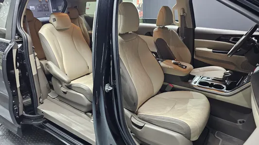 Kia Carnival 9 2021 12