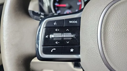 Kia Carnival 9 2021 30