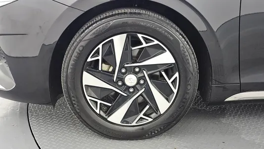 Hyundai IG 2022 5