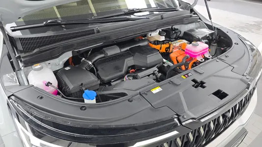 Kia 4 HEV 7 2025 6