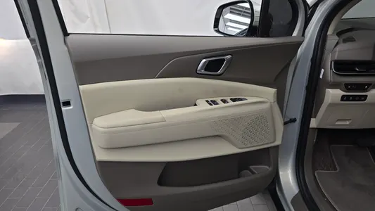 Kia 4 HEV 7 2025 24
